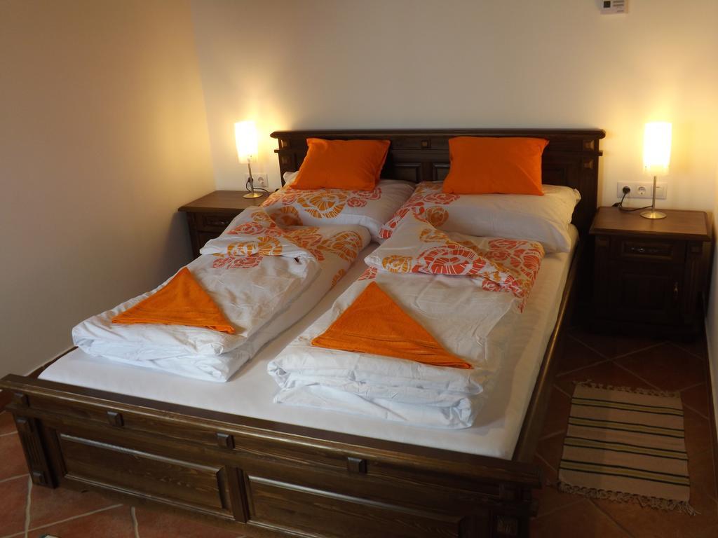 Nagybajcsi Körtefa Vendégház Quarto foto