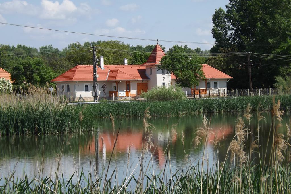 Nagybajcsi Körtefa Vendégház Exterior foto